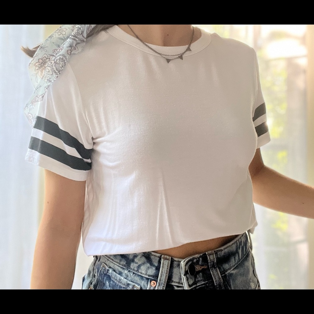 Super soft American Eagle white striped tee